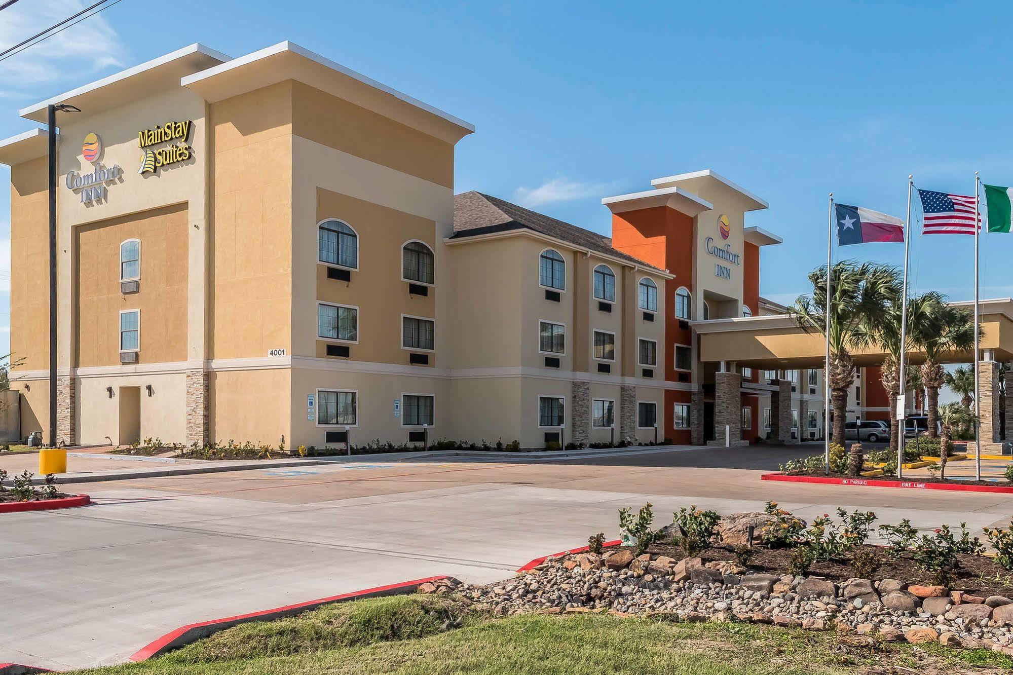 Mainstay Suites Edinburg Exterior photo