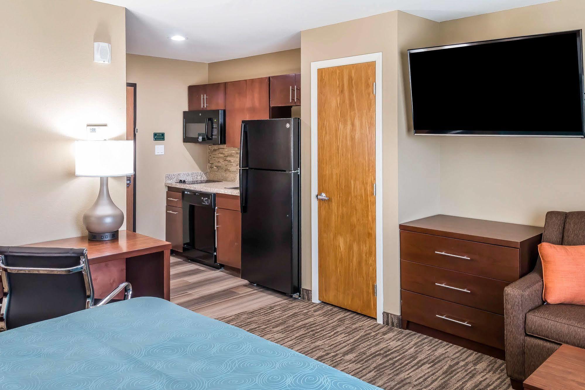 Mainstay Suites Edinburg Exterior photo