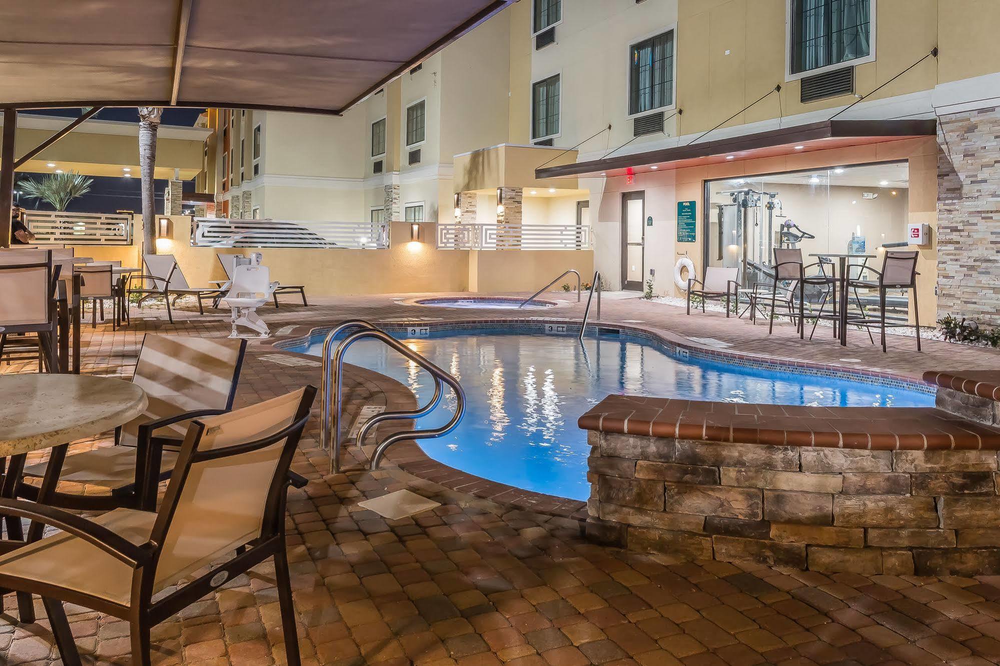 Mainstay Suites Edinburg Exterior photo